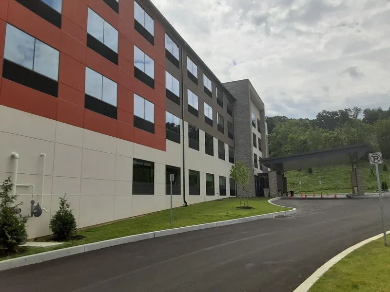 Holiday Inn Express & Suites Harrisburg S - Mechanicsburg by IHG hotel detail image 2