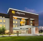 La Quinta Inn & Suites by Wyndham College Station North hotel detail image 3