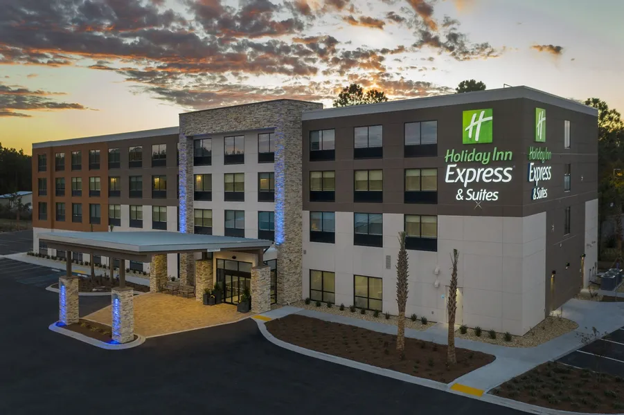 Holiday Inn Express & Suites Kingsland I-95-Naval Base Area by IHG hotel detail image 2