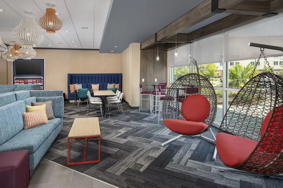 Tru by Hilton Charleston Ashley Phosphate hotel detail image 6