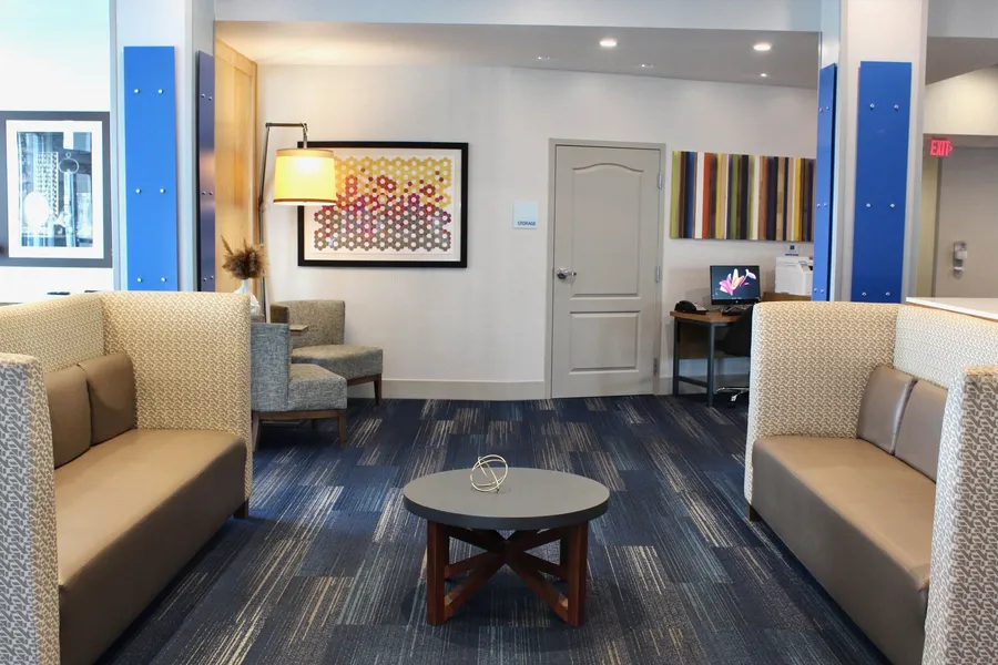 Holiday Inn Express Amherst - Lockport by IHG hotel detail image 2