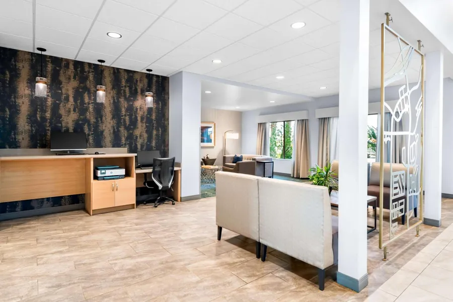 Best Western Plus Settlers Point hotel detail image 6
