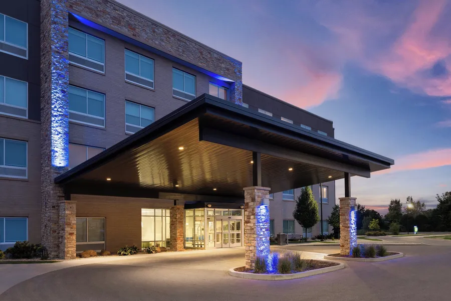 Holiday Inn Express & Suites Madison West - Middleton by IHG hotel detail image 2