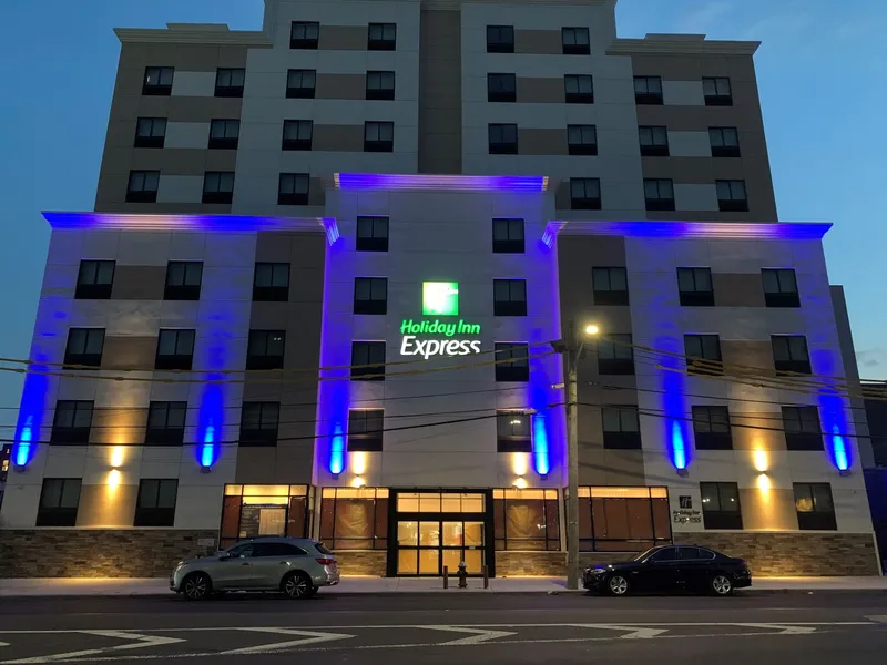 Holiday Inn Express Jamaica - JFK AirTrain - NYC by IHG hotel detail image 2