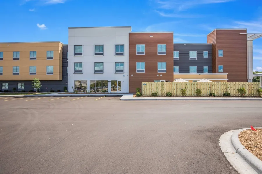 Fairfield Inn & Suites by Marriott Whitewater hotel detail image 2