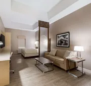 Best Western Bandera Suites & Saloon hotel detail image 4
