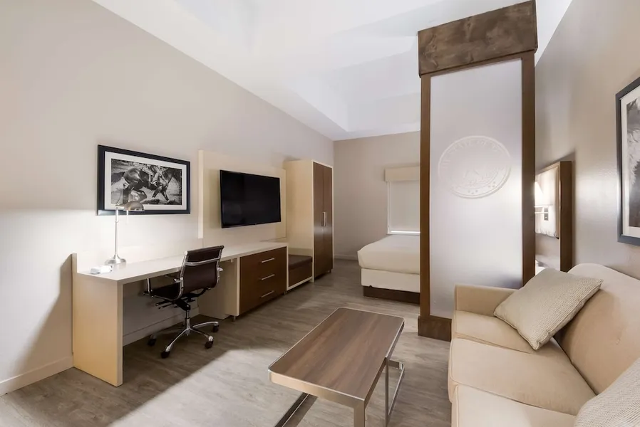 Best Western Bandera Suites & Saloon hotel detail image 6