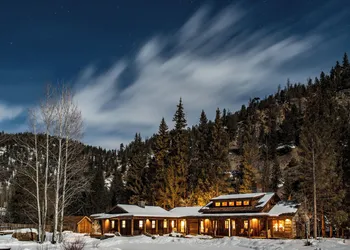 Eleven Taylor River Lodge hotel thumbnail 2