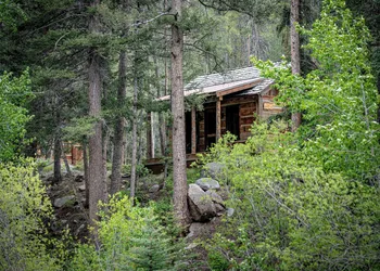 Eleven Taylor River Lodge hotel thumbnail 5