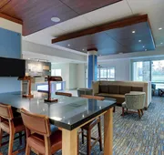 Holiday Inn Express & Suites Middletown - Goshen by IHG hotel detail image 4