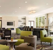La Quinta Inn & Suites by Wyndham Burlington hotel detail image 3