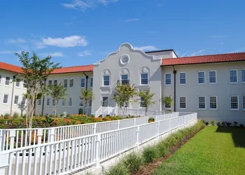 Oasis Resort Gulfport hotel thumbnail 3