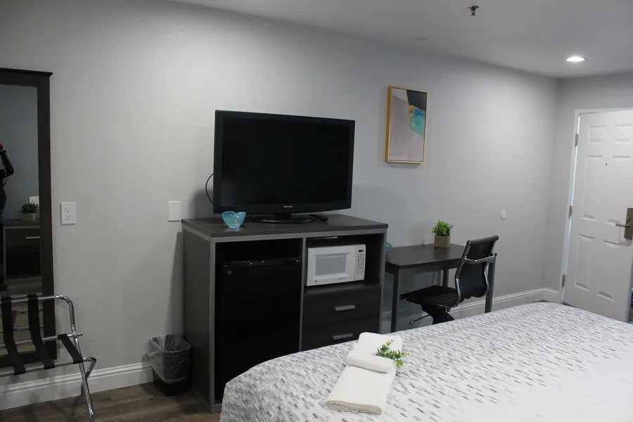 SureStay Hotel by Best Western Chowchilla Yosemite hotel detail image 6