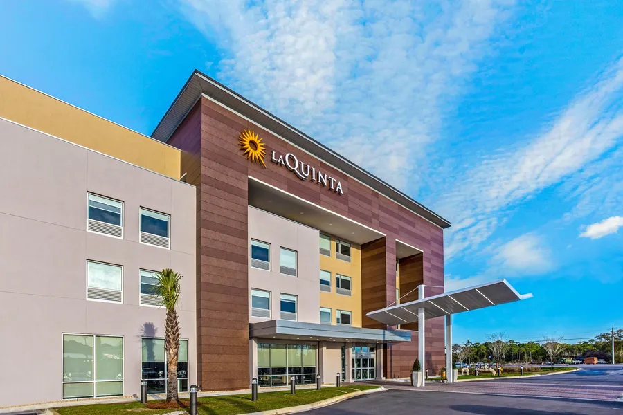 La Quinta Inn & Suites by Wyndham Miramar Beach-Destin hotel detail image 2