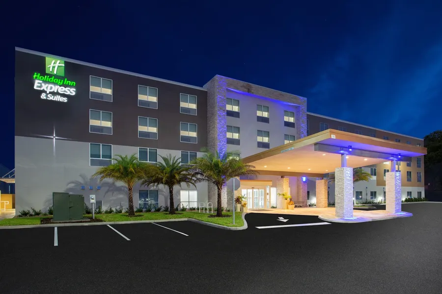 Holiday Inn Express & Suites Deland South by IHG hotel detail image 2