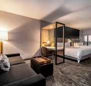 SpringHill Suites by Marriott Oakland Airport hotel detail image 5