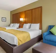 Comfort Inn & Suites Lakewood by JBLM hotel detail image 3