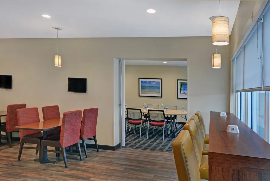 TownePlace Suites by Marriott Sarasota Bradenton West hotel detail image 6