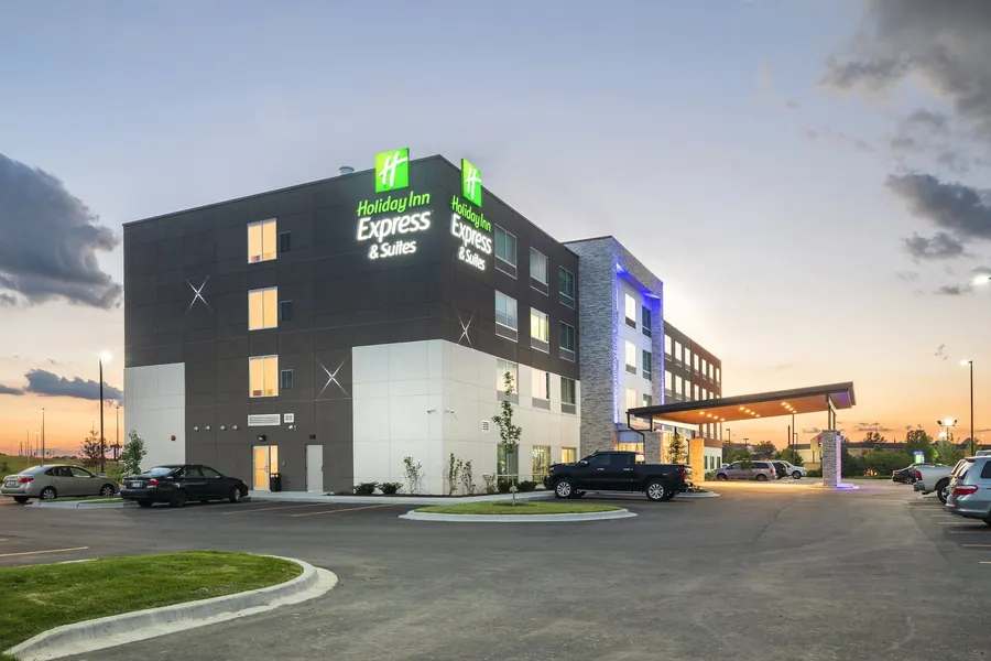 Holiday Inn Express & Suites Bourbonnais East - Bradley by IHG hotel detail image 2
