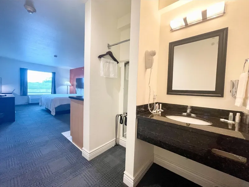 FairBridge Inn & Suites Cuero hotel detail image 6