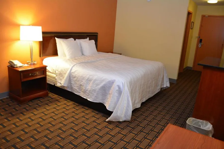 Buckeye Inn Express hotel detail image 6