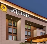 La Quinta Inn & Suites Santa Rosa Sonoma hotel detail image 3