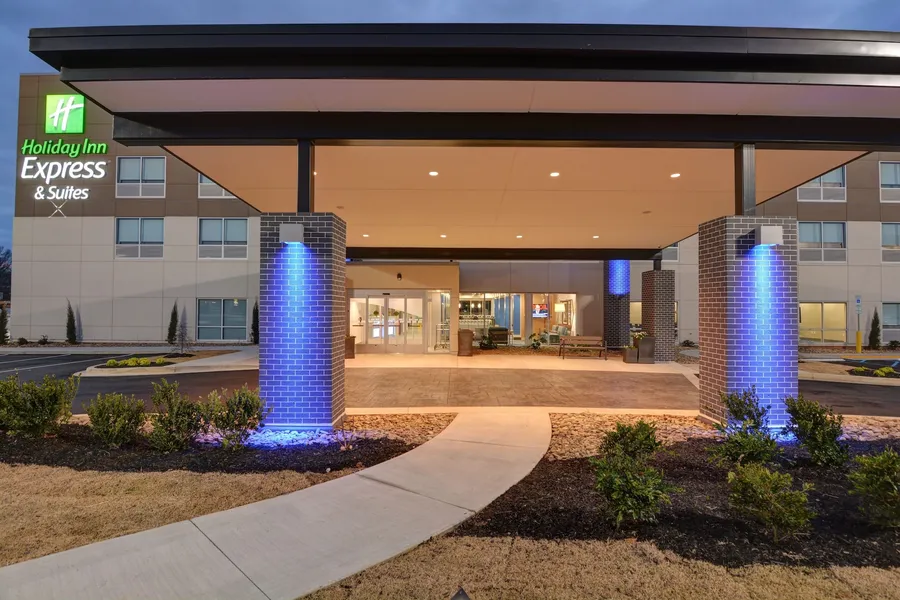 Holiday Inn Express & Suites Greenville - Taylors by IHG hotel detail image 2