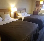 First Inn By OYO Quinter Hwy 70 hotel detail image 3