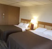 First Inn By OYO Quinter Hwy 70 hotel detail image 5
