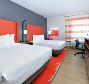 La Quinta Inn & Suites by Wyndham Lakeway hotel detail image 7