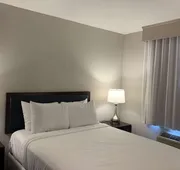 Wingate by Wyndham JFK Airport/Far Rockaway hotel detail image 7