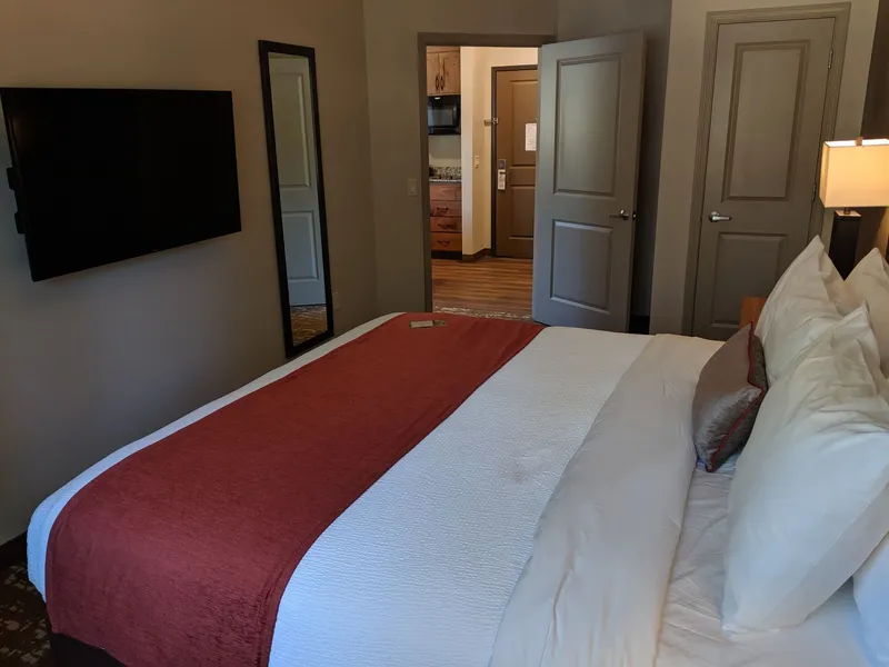 GrandStay Hotel & Suites hotel detail image 6