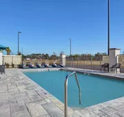 Hampton Inn & Suites Middleburg hotel detail image 4