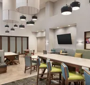 Hampton Inn & Suites Norman Conference Center Area hotel detail image 3