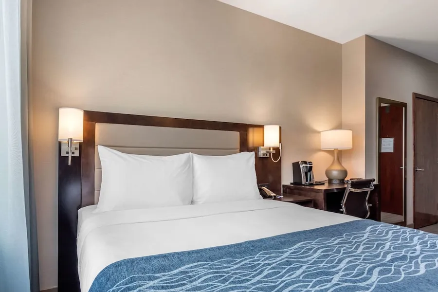 Comfort Inn Prospect Park - Brooklyn hotel detail image 6
