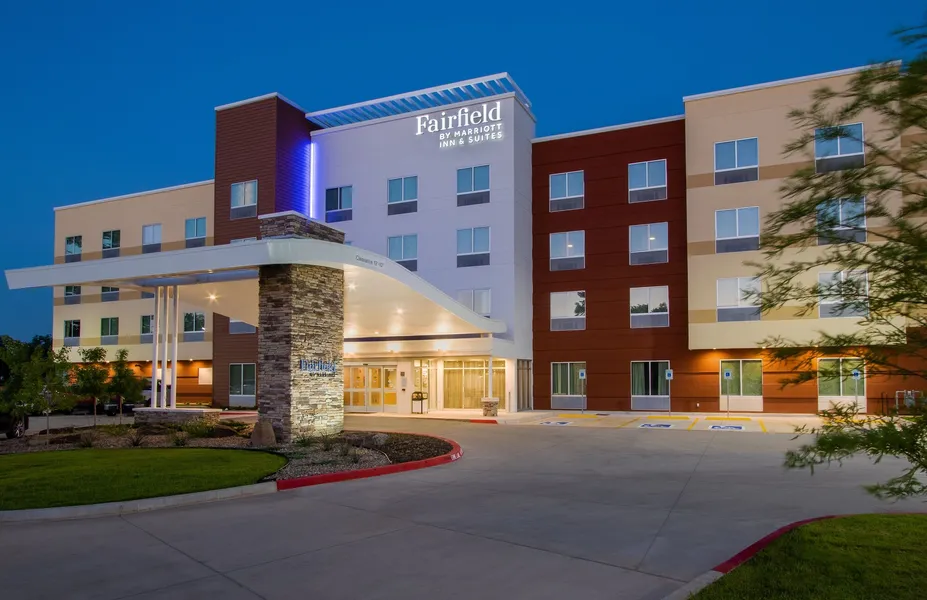 Fairfield Inn & Suites Duncan hotel detail image 2