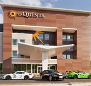 La Quinta Inn & Suites by Wyndham Braselton hotel detail image 4