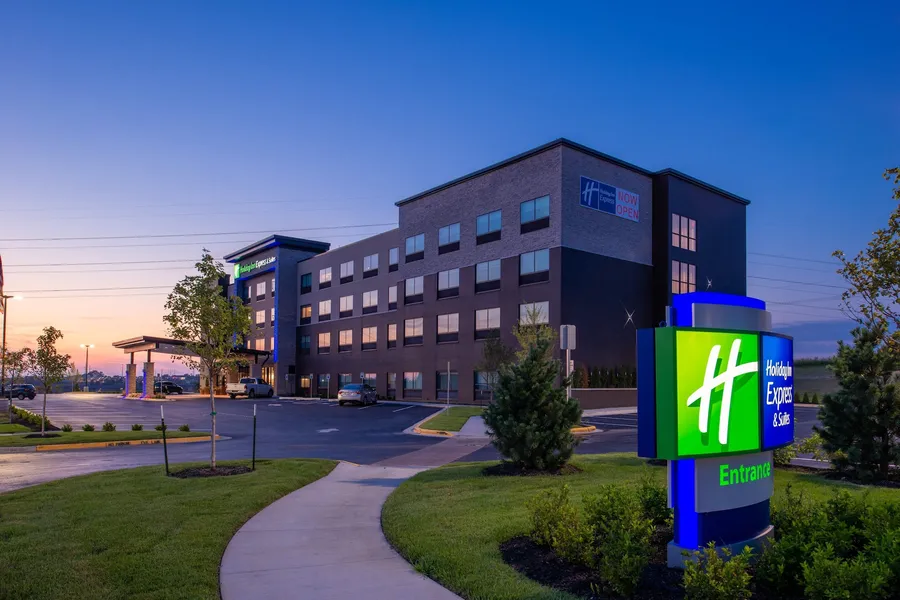 Holiday Inn Express & Suites Olathe West by IHG hotel detail image 2