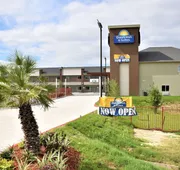 Days Inn & Suites by Wyndham Downtown/University of Houston hotel detail image 4