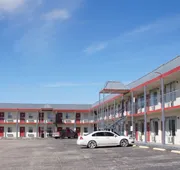 Super 7 Inn hotel detail image 4