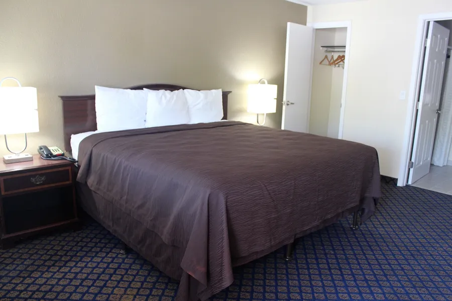 Oregon Trail Inn and Suites hotel detail image 6