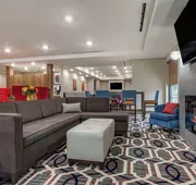 Comfort Inn & Suites Downtown near University hotel detail image 5