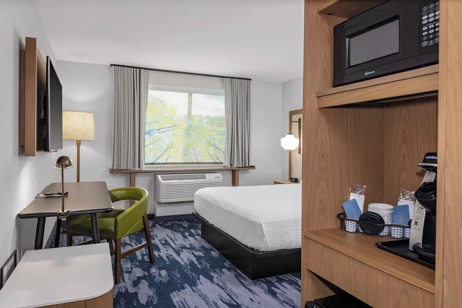 Fairfield Inn & Suites by Marriott Indianapolis Greenfield hotel detail image 6