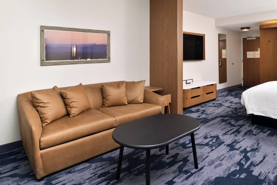 Fairfield Inn & Suites by Marriott Canton hotel detail image 6
