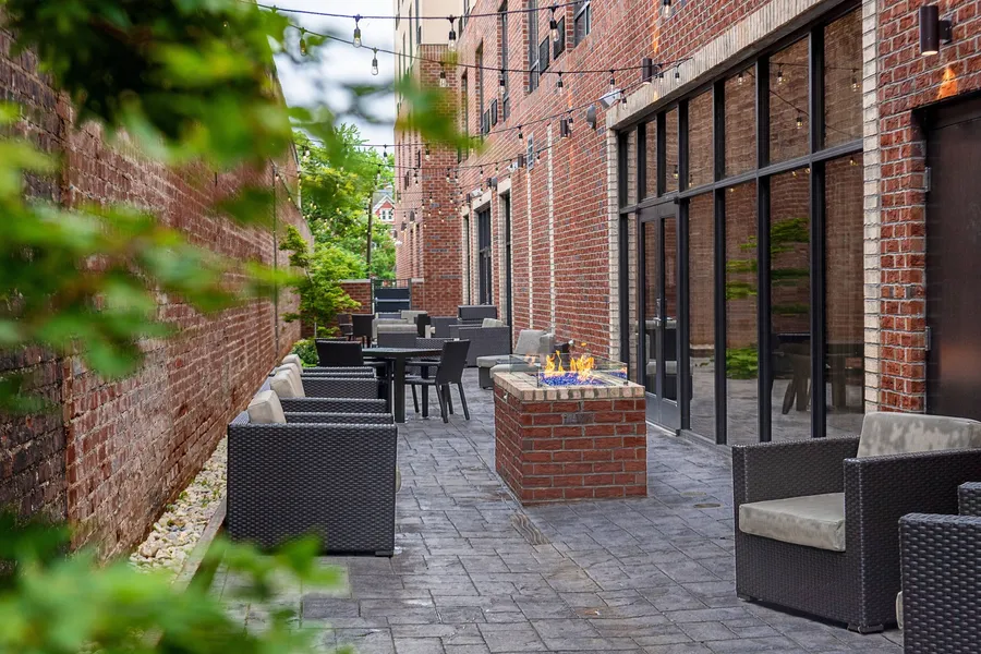 Courtyard by Marriott Winston - Salem Downtown hotel detail image 6