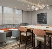 Hampton Inn Boston Logan Airport Chelsea hotel detail image 3