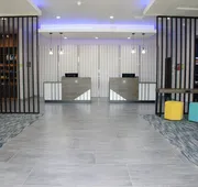 La Quinta Inn & Suites by Wyndham Galveston West Seawall hotel detail image 7