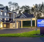 Microtel Inn & Suites by Wyndham Amsterdam hotel detail image 4