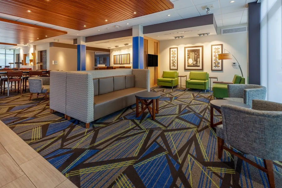 Holiday Inn Express & Suites Brunswick - Harpers Ferry Area by IHG hotel detail image 2