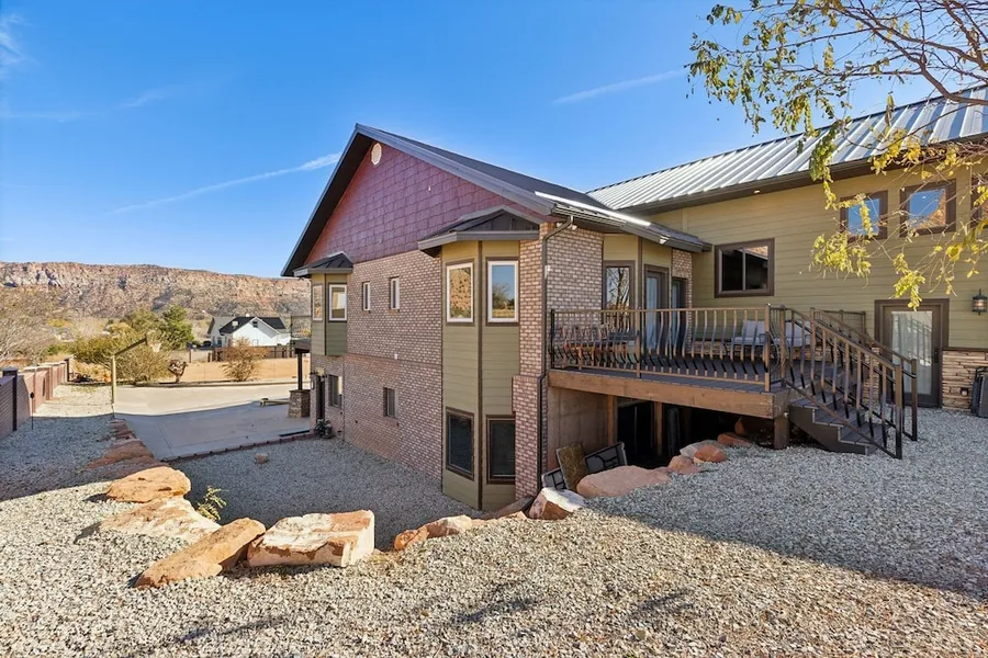 Zion Cliff Lodge hotel detail image 2
